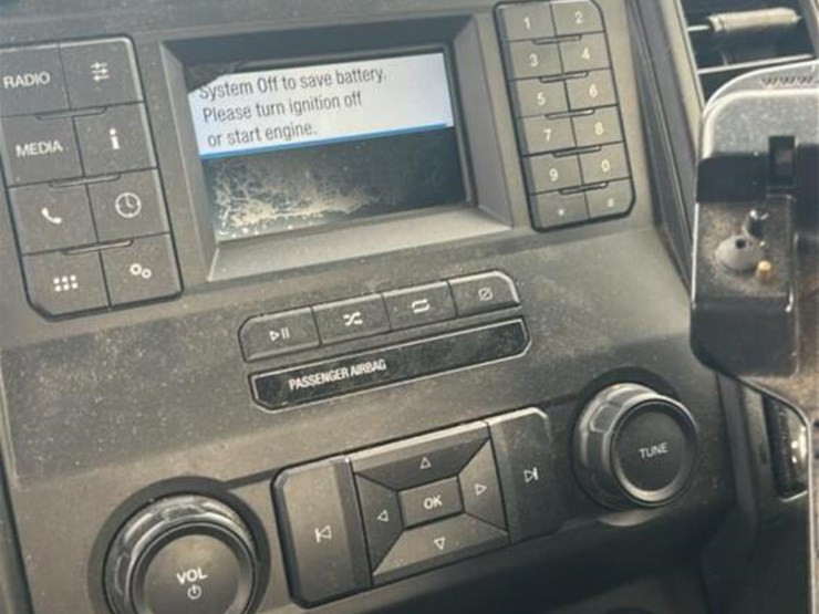 2019-ford-f150-image-17