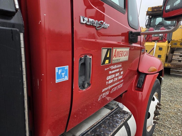 2013-international-durastar-4300-image-16