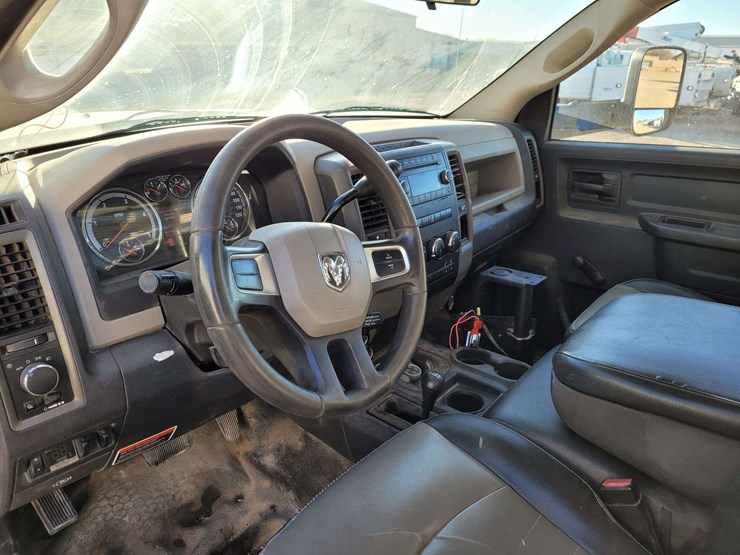 2011-ram-4500-slt-image-15