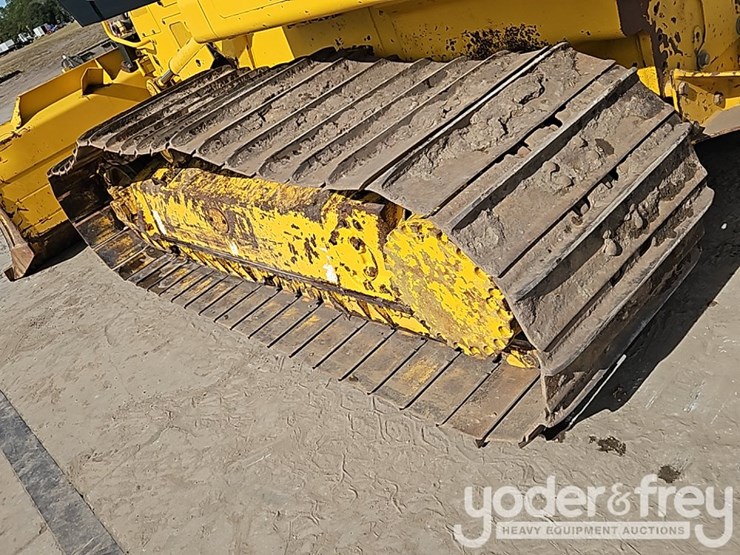 2022-komatsu-d61px-24-image-24