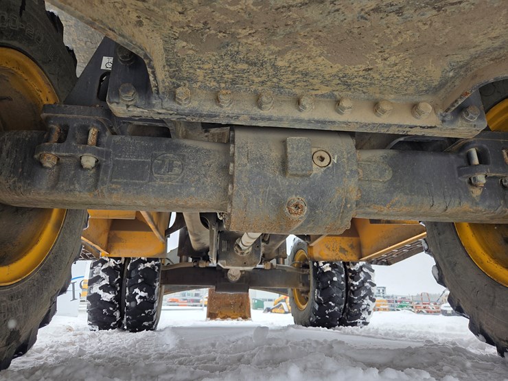 2010-volvo-ew180c-image-72