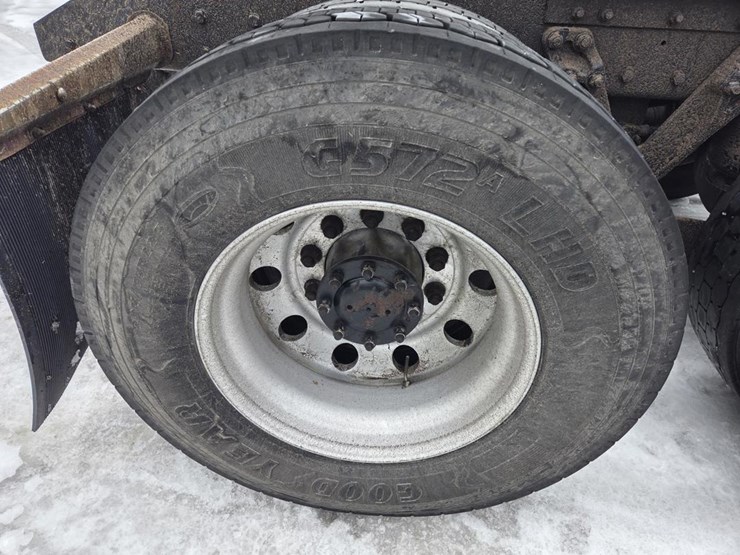 2003-kenworth-t800-image-81