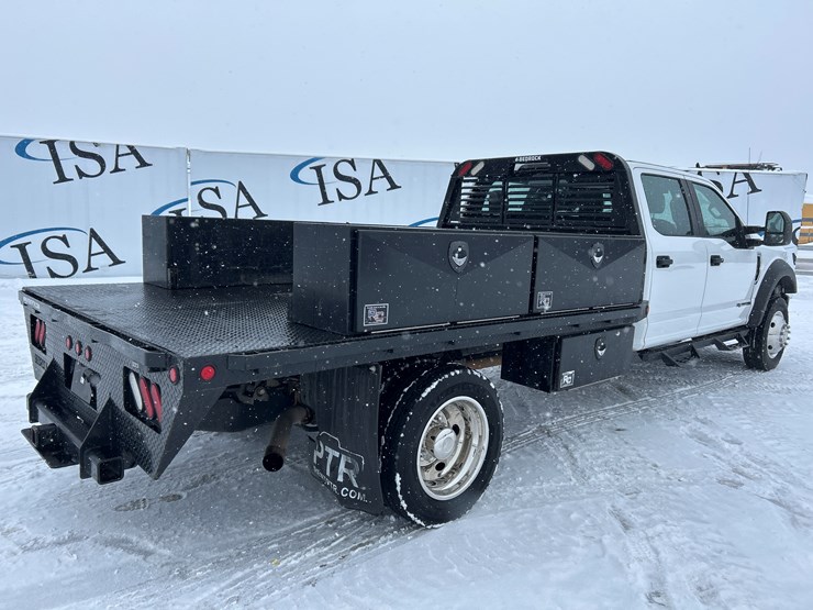 2021-ford-f550-image-5