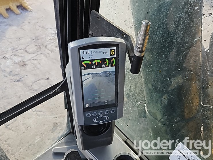 2019-caterpillar-352fl-image-49