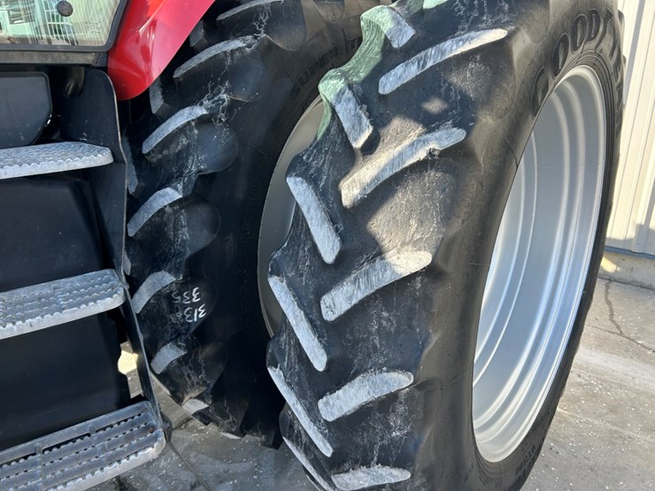 2009-case-ih-magnum-335-image-46