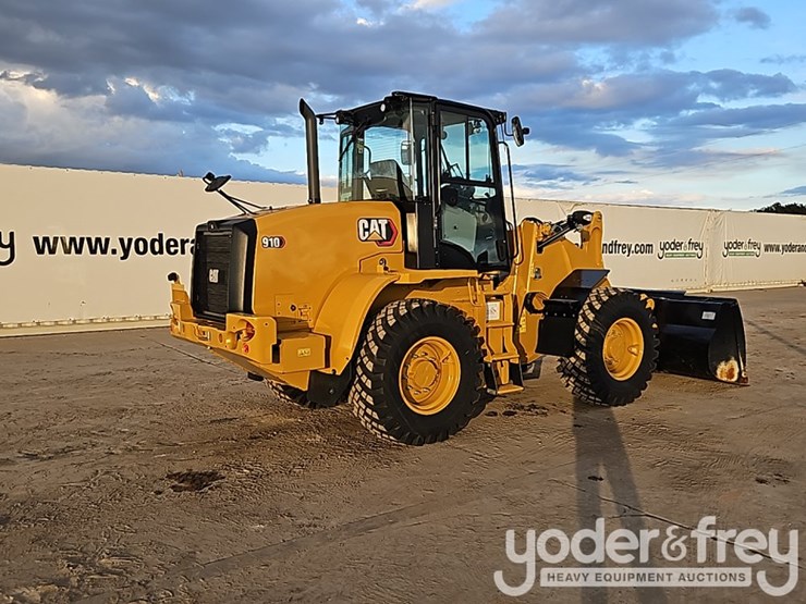 caterpillar-910-image-5