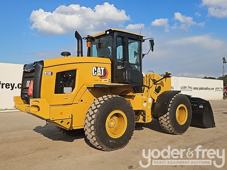 2026-caterpillar-930-image-5