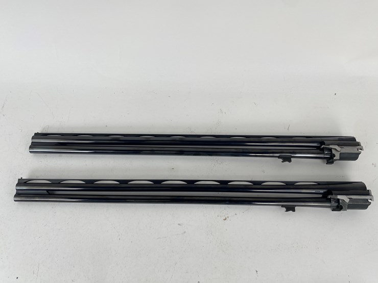 #17-•-#1459-•-perazzi-model-mx5c-3-barrel-set-over-/-under-shotgun-12,-20,-and-28-ga-image-13