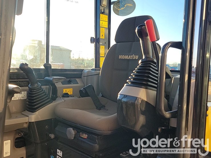 2023-komatsu-pc55mr-image-40