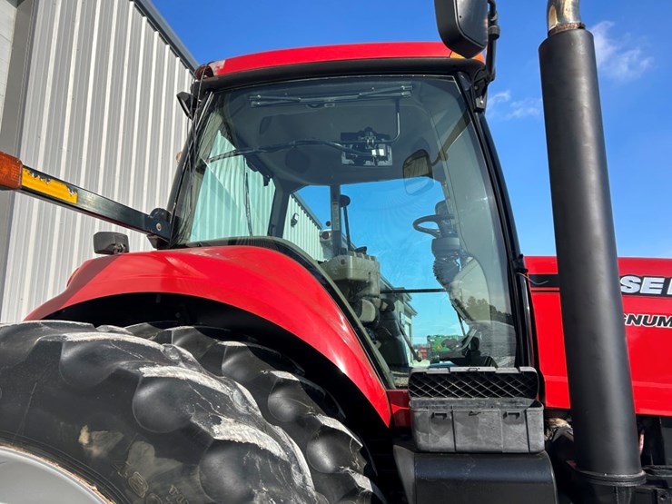2009-case-ih-magnum-335-image-10