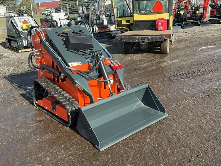 #1008-•-unused,-landhero,-mini-skid-steer-loader,-ldh-t460-image-8