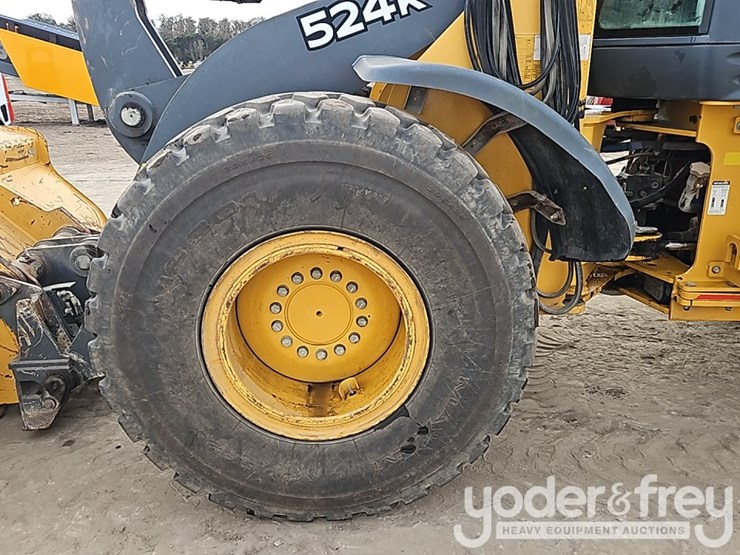 2015-deere-524k-image-18