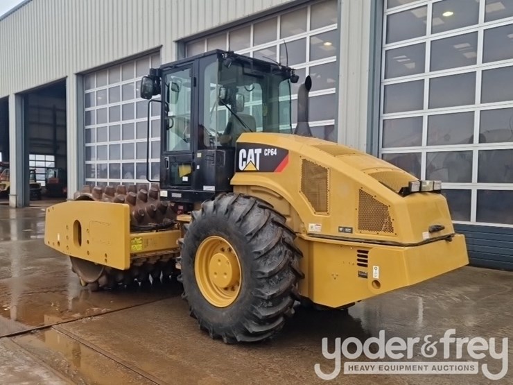 2011-caterpillar-cp64-image-3