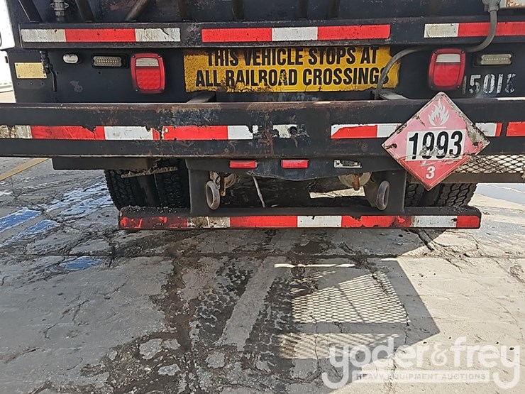 2011-kenworth-t470-image-19