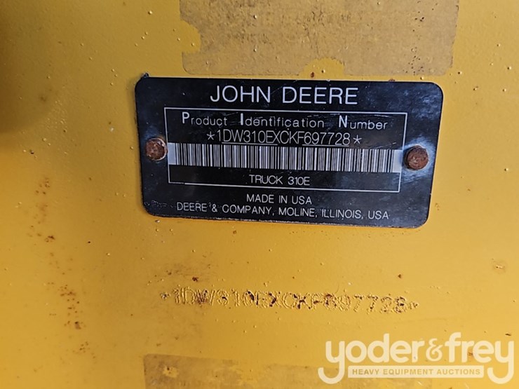 2019-deere-310e-image-36