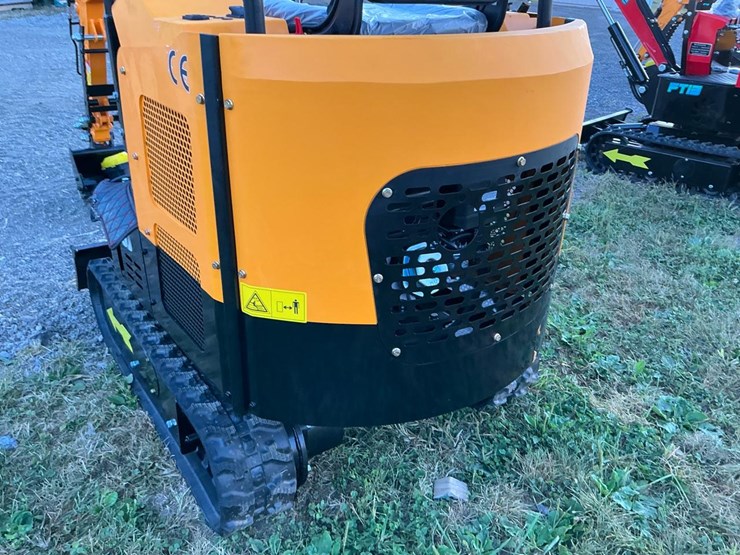 #1209-•-unused-future-ft15-mini-excavator-image-15
