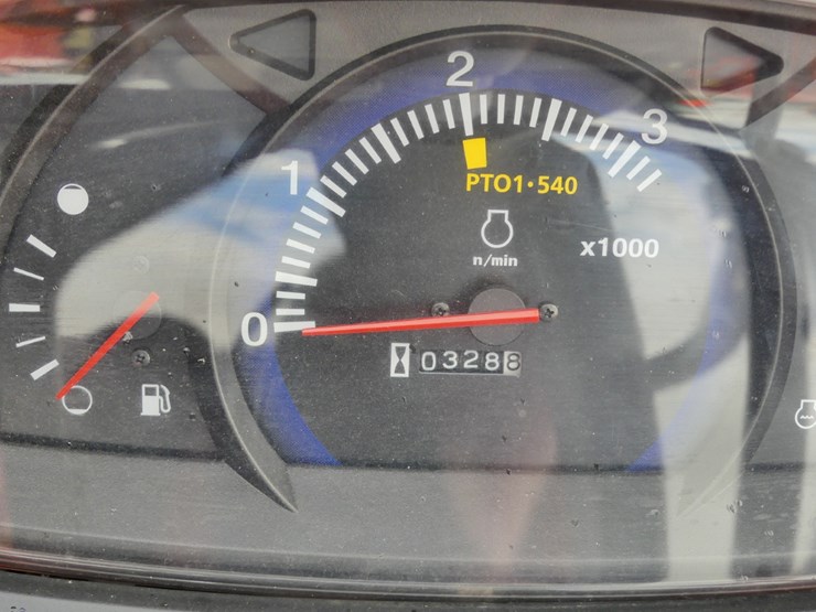 kubota-l2501-image-16