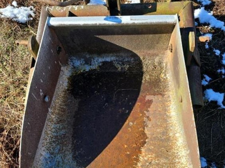 ford-dirt-scoop-image-1