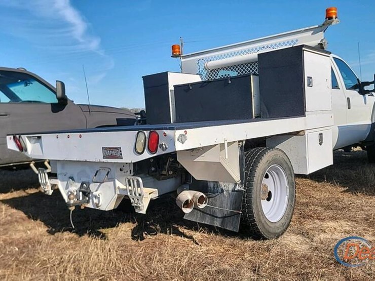 2012-ford-f550-image-8