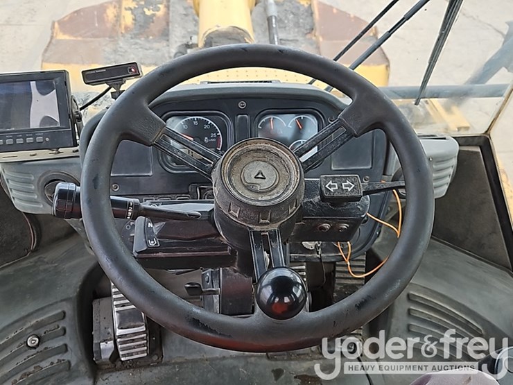 2011-caterpillar-972h-image-30