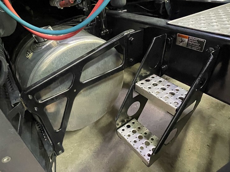 #6224-•-2022-freightliner-cascadia-semi-truck-(title-in-delay)-image-65