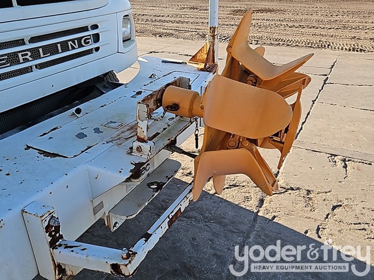 2009-sterling-acterra-image-27