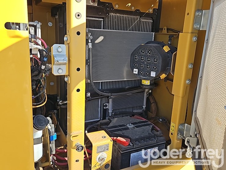 2023-caterpillar-313gc-image-33