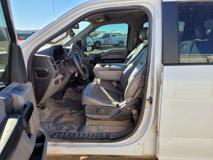 2018-ford-f350-image-11