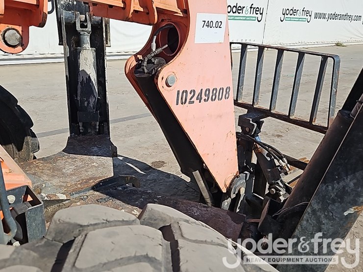 2014-sky-trak-10054-image-12