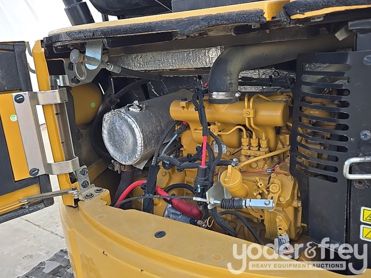 2021-caterpillar-303-image-50