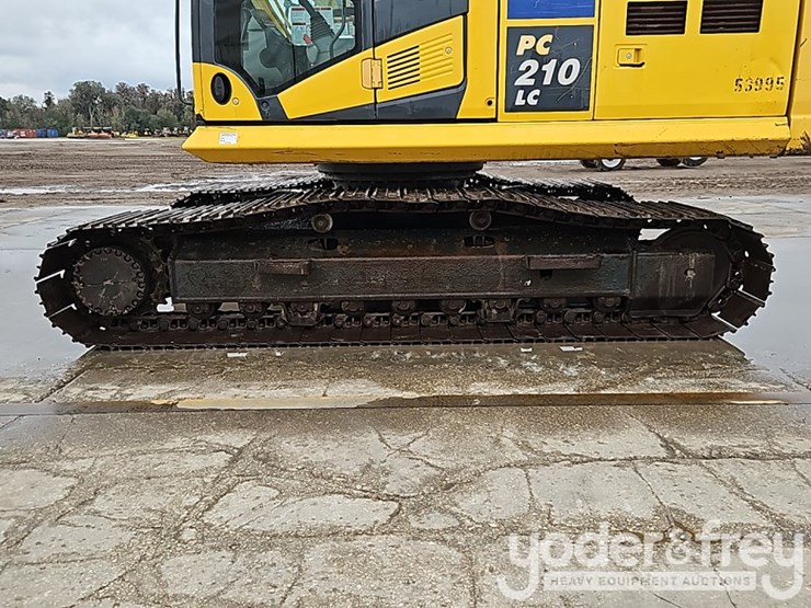 2021-komatsu-pc210-lc-11-image-22