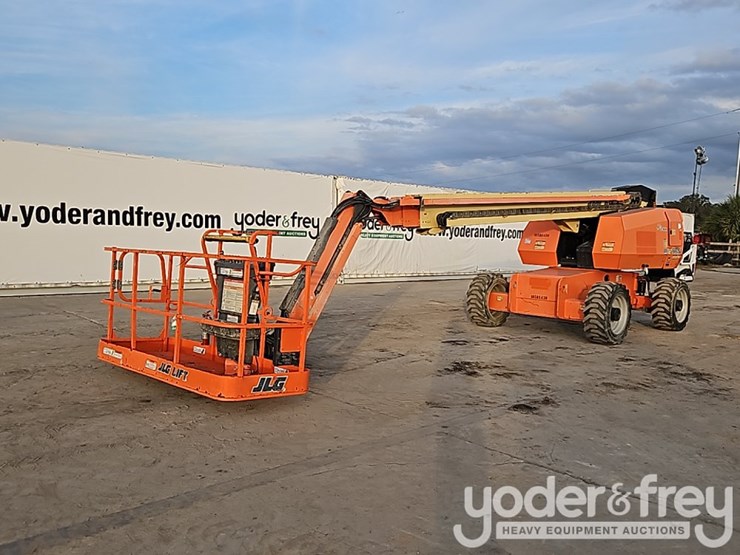 2017-jlg-660sj-image-1