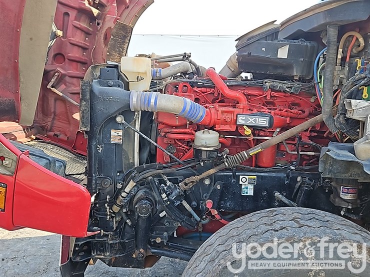 2021-kenworth-t880-image-22