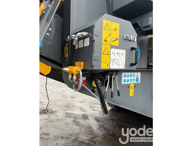 2023-caterpillar-c7-image-8