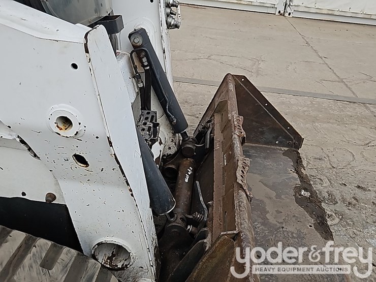 2018-bobcat-t870-image-13