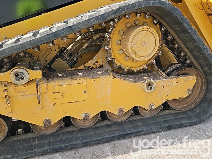 2021-caterpillar-289d3-image-12