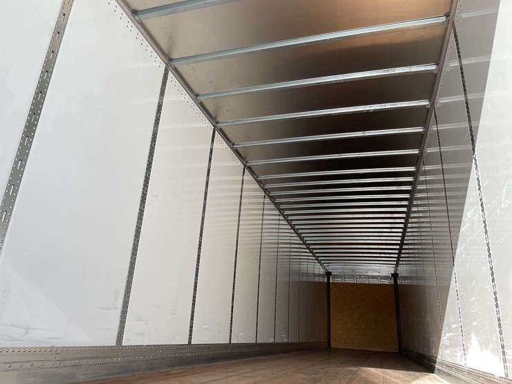 2022-stoughton-trailer-image-27