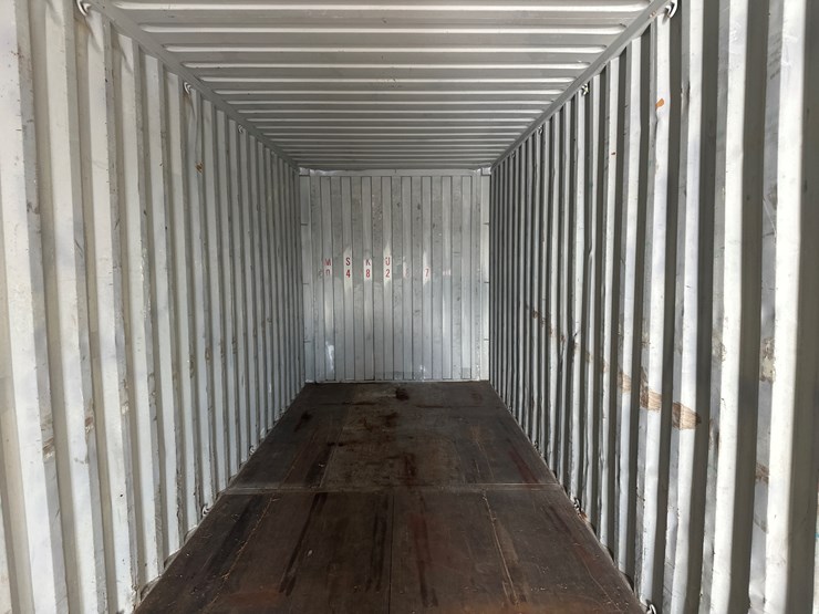 #5015-•-40’-shipping-container-image-8