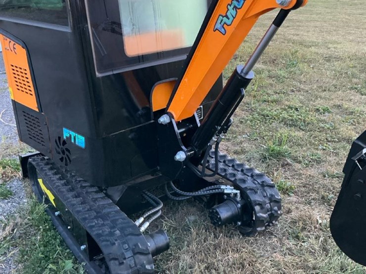 #1208-•-unused-future-ft13c-mini-excavator-image-10
