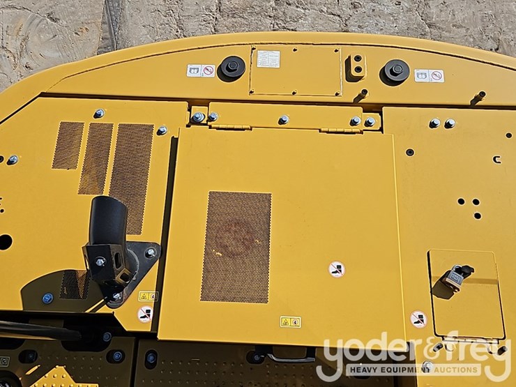 2023-caterpillar-313gc-image-38