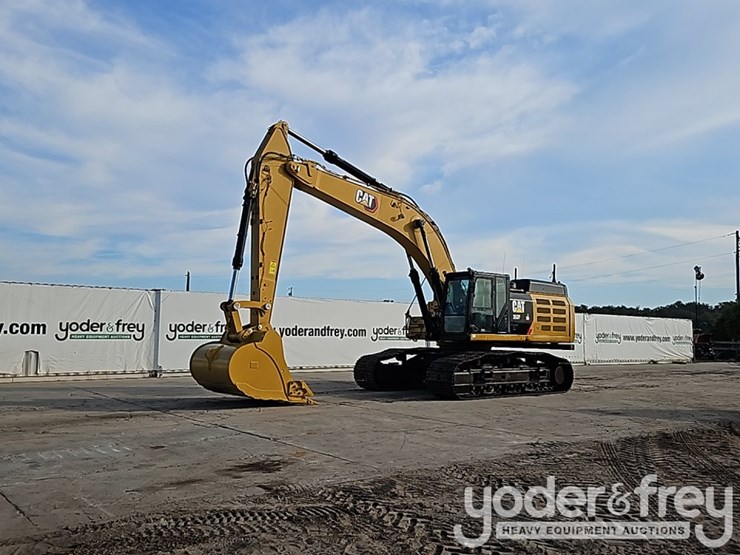 2019-caterpillar-352fl-image-2