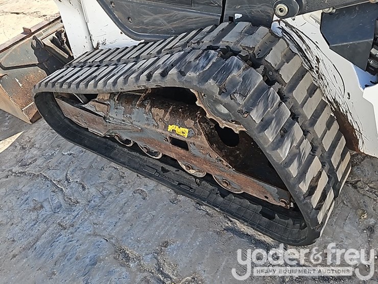 2021-bobcat-t76-image-19