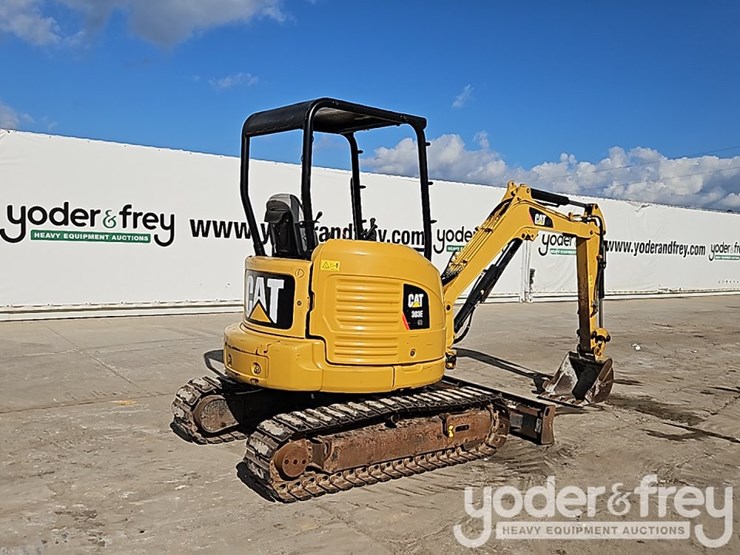 2015-caterpillar-303e-cr-image-5