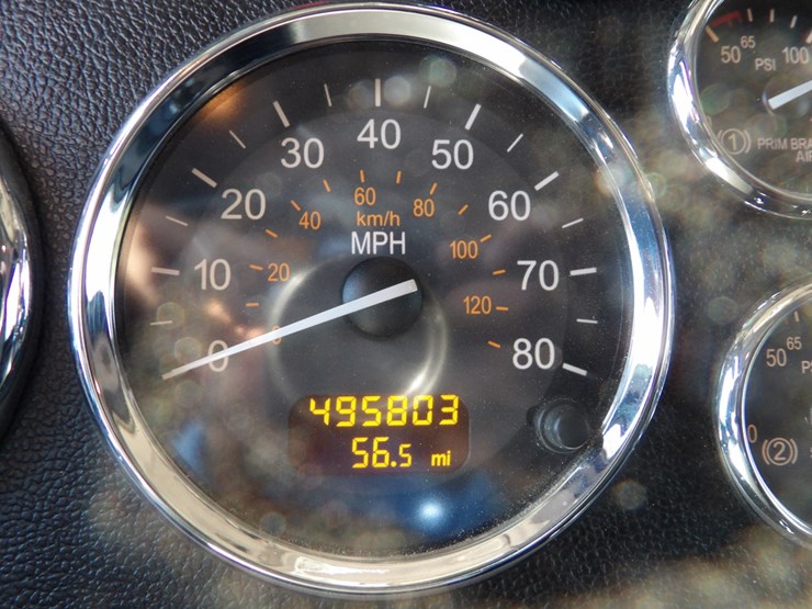 2022-peterbilt-389-image-50