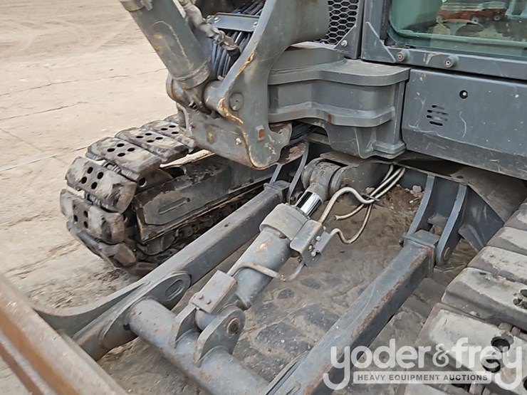 2020-volvo-ecr88d-image-21