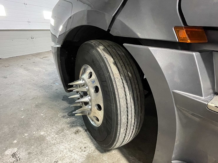 #6224-•-2022-freightliner-cascadia-semi-truck-(title-in-delay)-image-18