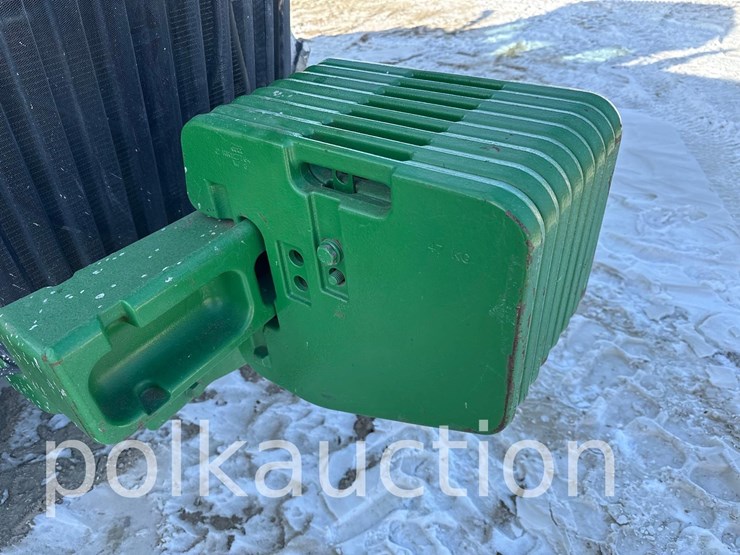 john-deere-8225r-image-2