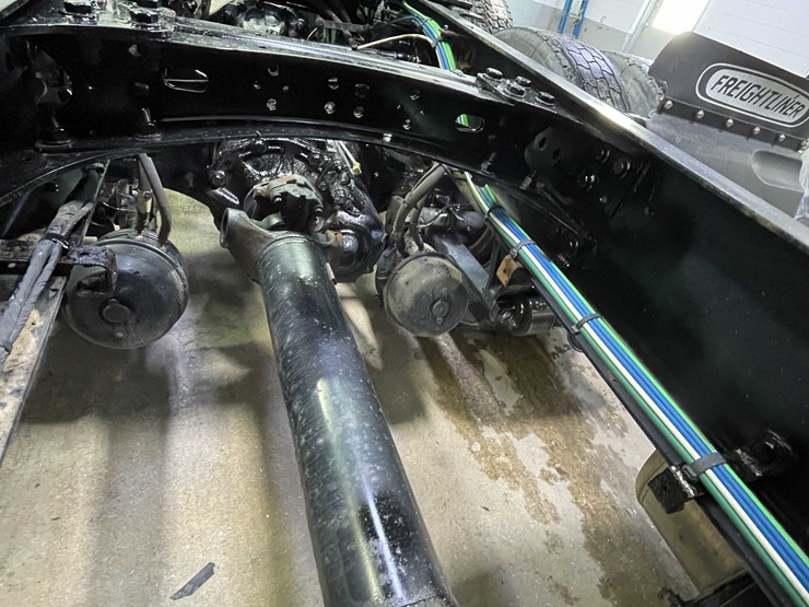 #6225-•-2021-freightliner-cascadia-semi-truck-(title-in-delay)-image-35