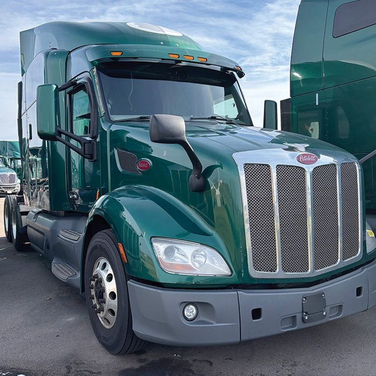 2019 PETERBILT 579
