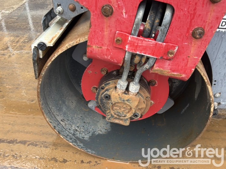 2020-dynapac-cc1000-image-10